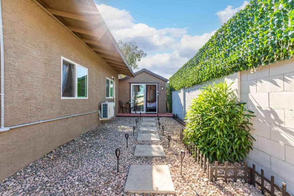 Your Tiny Downtown Home With Backyard Unit D Phoenix Exterior foto